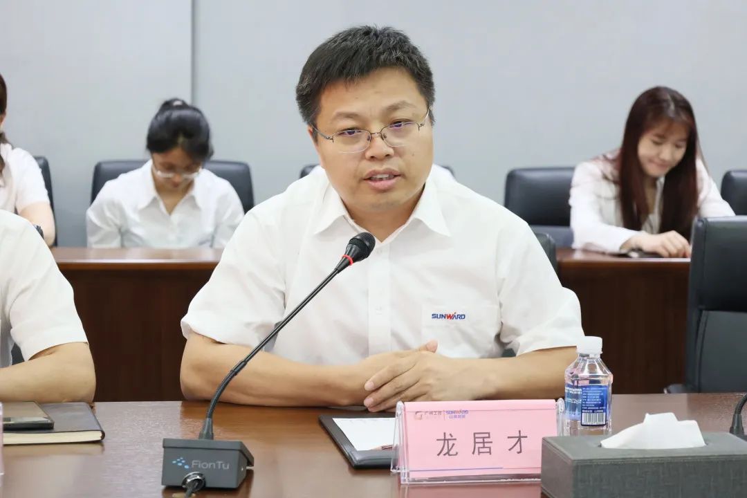 携手开启绿色转型之路!山河智能&南京盖百氏增程式电动旋挖钻机签约仪式成功举办