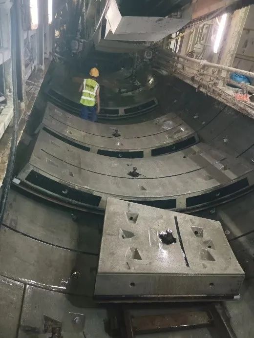 捷报!中铁山河深圳地铁3号线四期工程盾构施工圆满完成