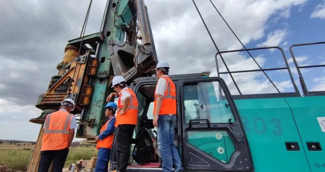 逐梦非洲,携手同行!山河智能亮相第三届中非经贸博览会