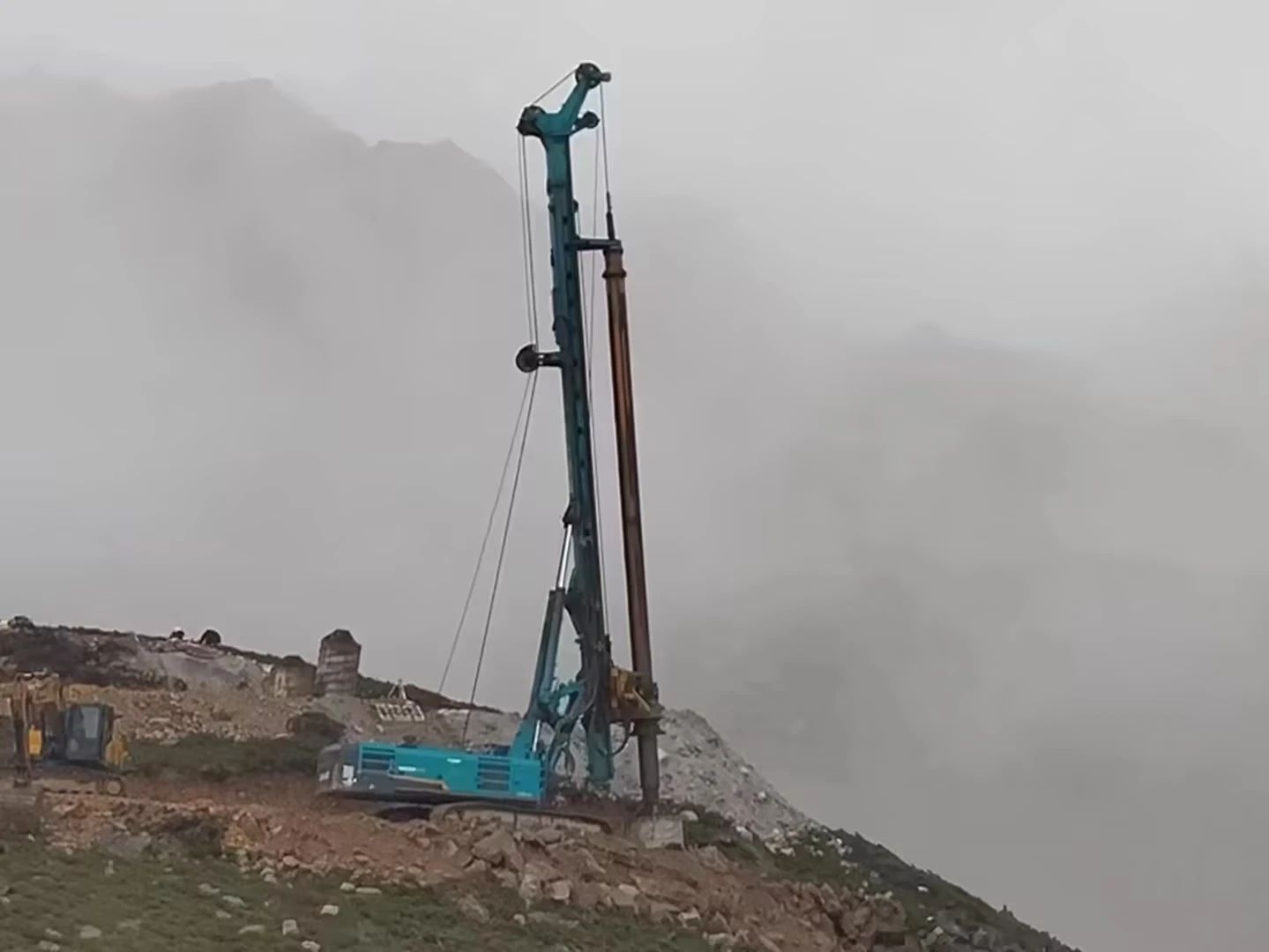 助力世界最高海拔特高压直流输电工程,山河智能旋挖钻机展现硬核实力