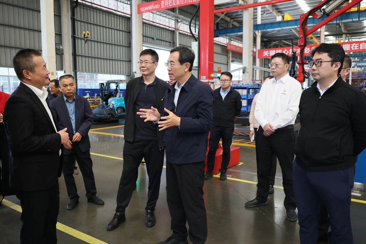 北京市政协副主席林抚生调研山河智能