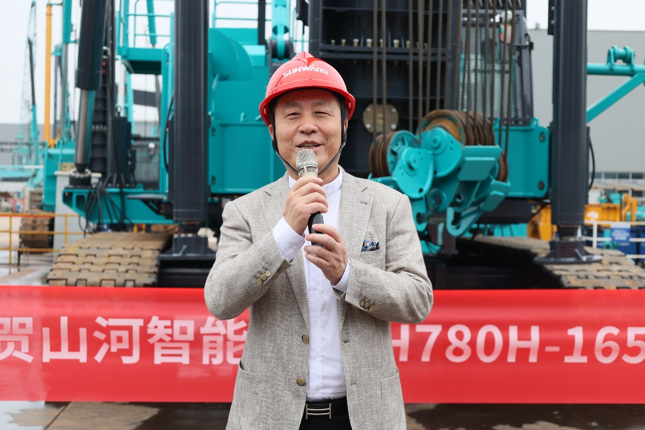 民族品牌获认可!山河智能桩架产品交付香港客户