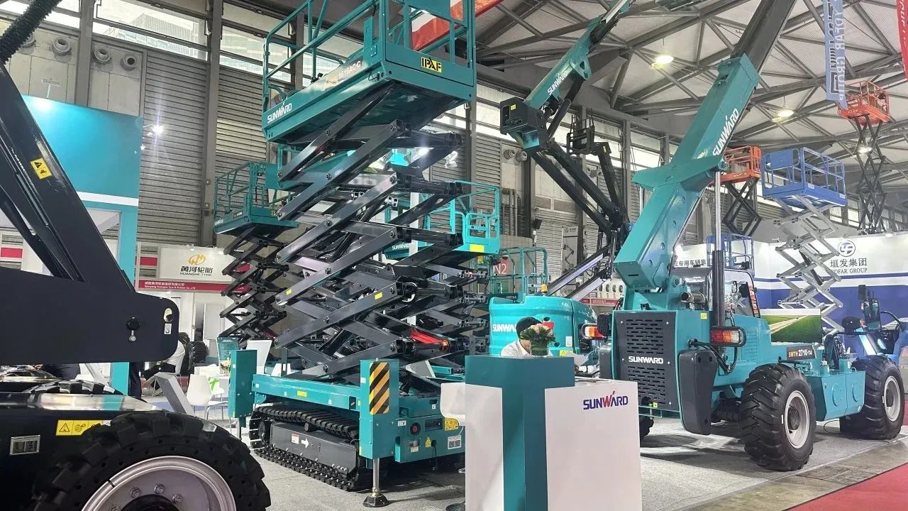 精品出击,闪耀魔都!山河智能全系列高空机械亮相2023亚洲国际高空展