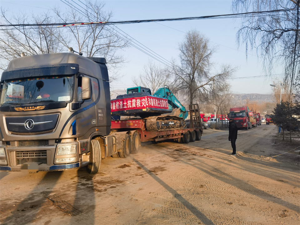 支援抗震救灾一线,山河智能在行动!