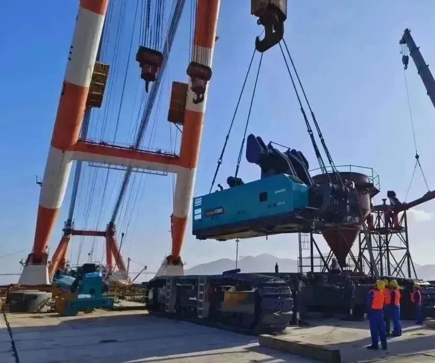 全面告捷!山河智能超级旋挖钻机圆满完成甬舟铁路西堠门公铁两用大桥桩基施工任务