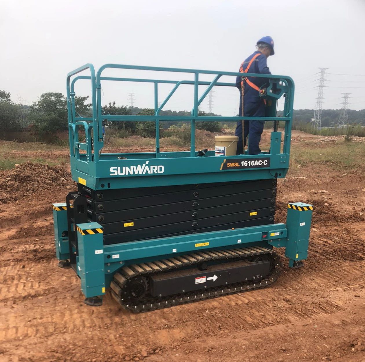 高配置、优性能!山河智能剪叉军团再添新兵!