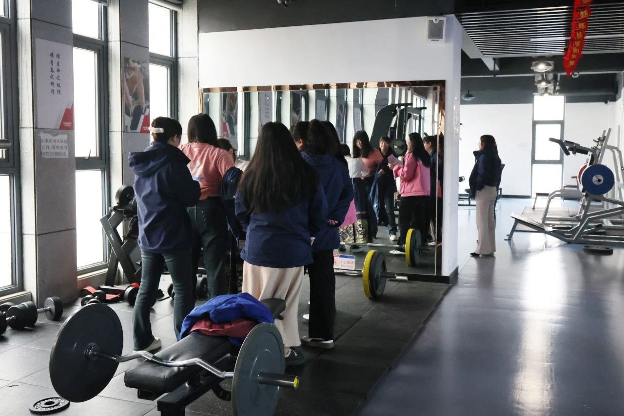 多姿多彩绽芳华!山河智能开展“三八”国际劳动妇女节主题庆祝活动