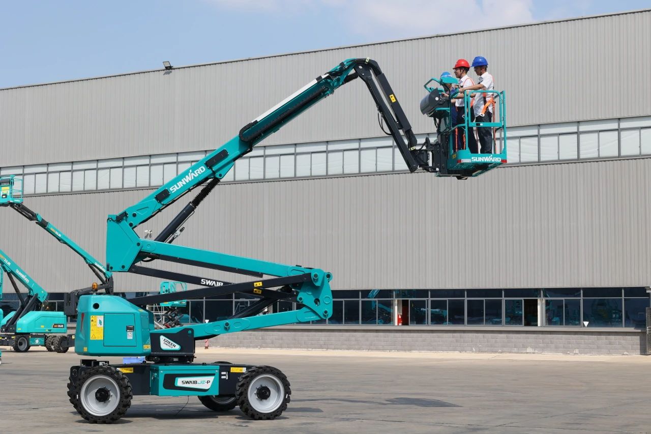 高可靠、高安全、高性能!山河智能新一代P系列电动臂式高空作业平台成功下线