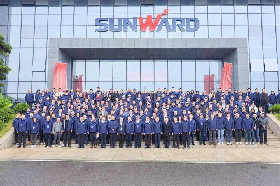 创新引领价值,理想成就未来!山河智能25周年庆典暨全球客户节隆重举办