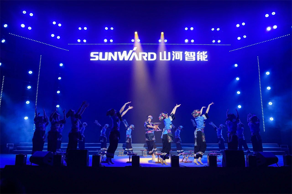 创新引领价值,理想成就未来!山河智能25周年庆典暨全球客户节隆重举办