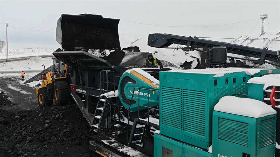 不惧-30℃极寒挑战,山河普石勒破碎筛分设备稳定运行!