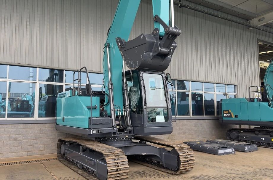 聚焦市场需求,山河智能三款精品工程液压挖掘机成功下线