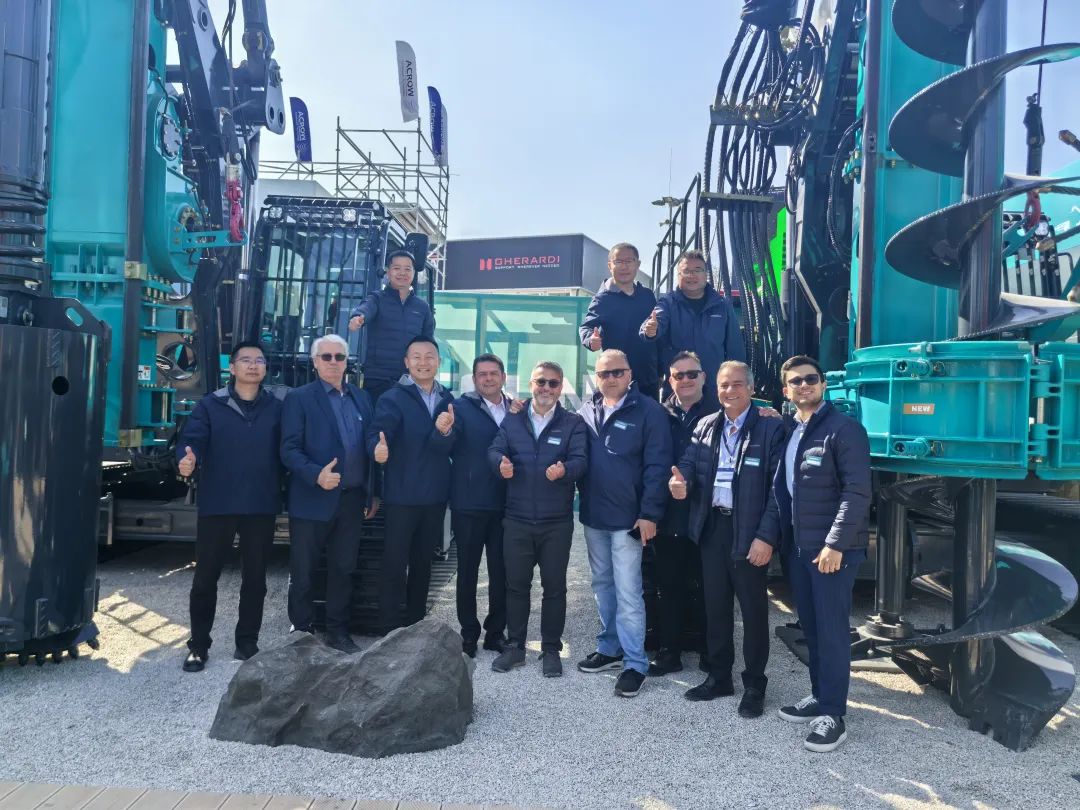 Bauma 2025 | 高端定制!山河智能Pro系列旋挖钻机燃爆全场