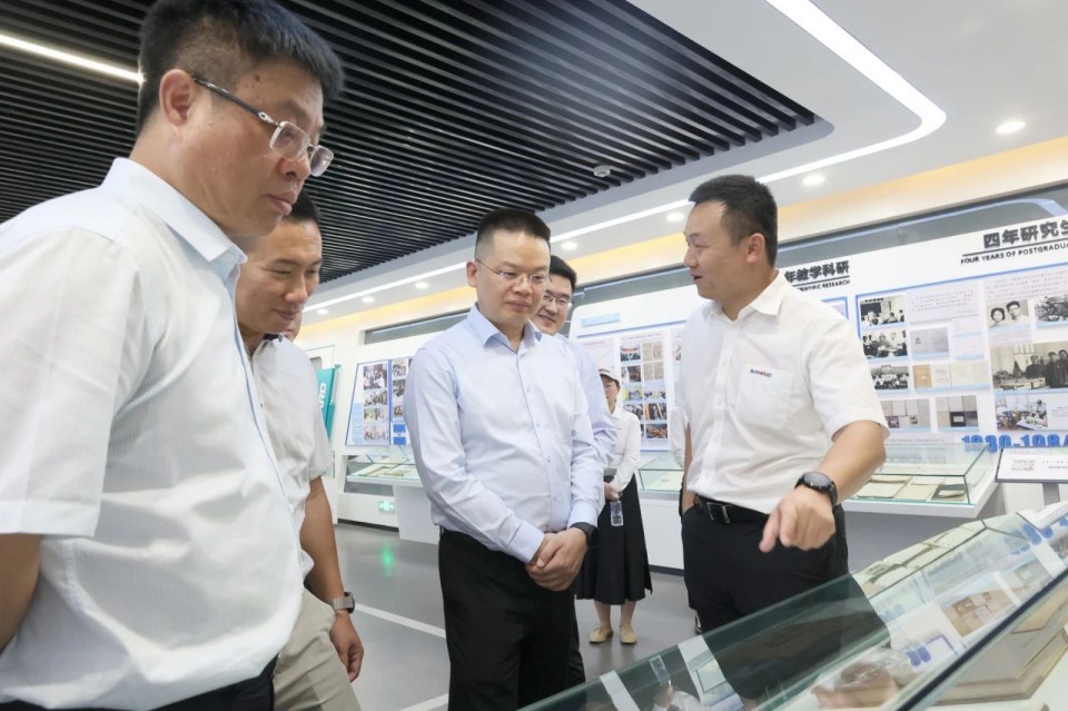 共商合作,建华控股有限公司董事长汪贵华到访山河智能