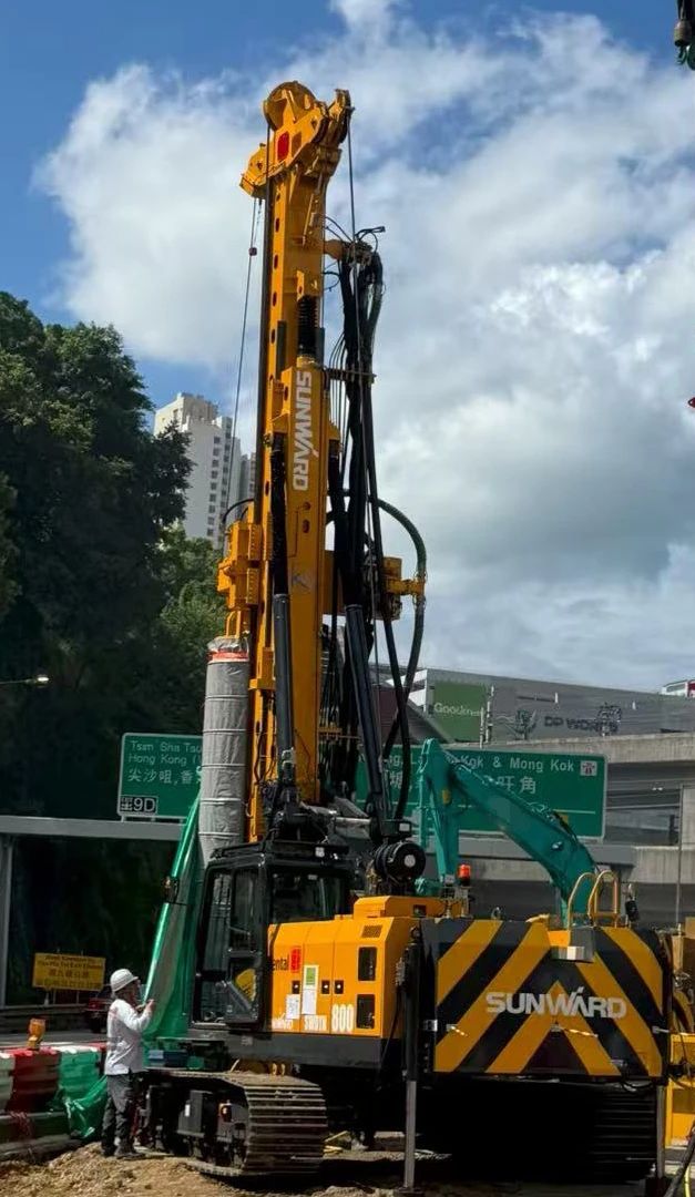 硬核首秀!山河智能SWDTH800大直径潜孔锤钻机进击香港市场