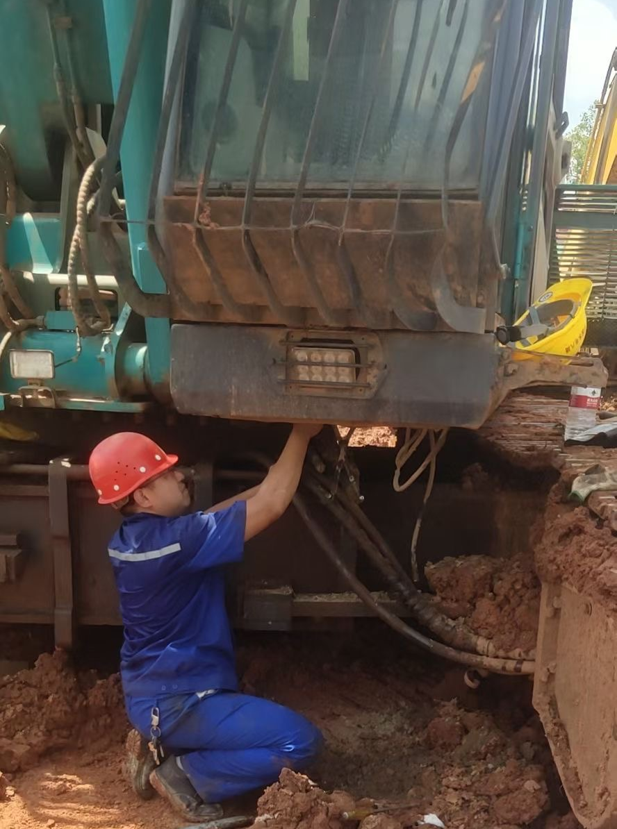 山河智能开展“品质山河 用心服务”湖南站客户走访活动,协同探索行业新发展路径