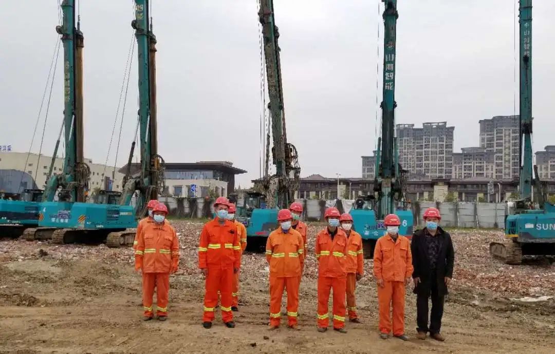 金桔影院免费观看 - 飒！他以11台旋挖钻占领荆州房建市场