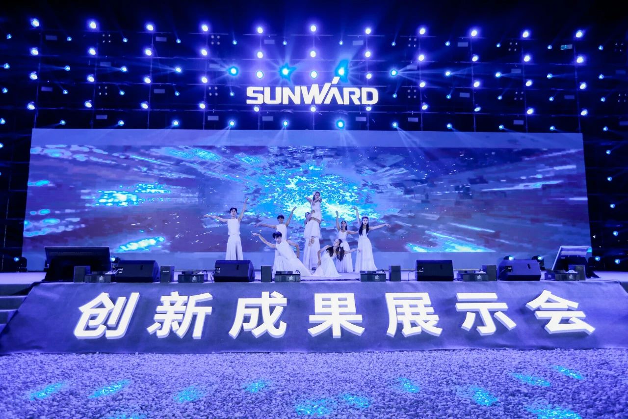 逛展超热闹！山河智能成果展示会高能名场面来袭