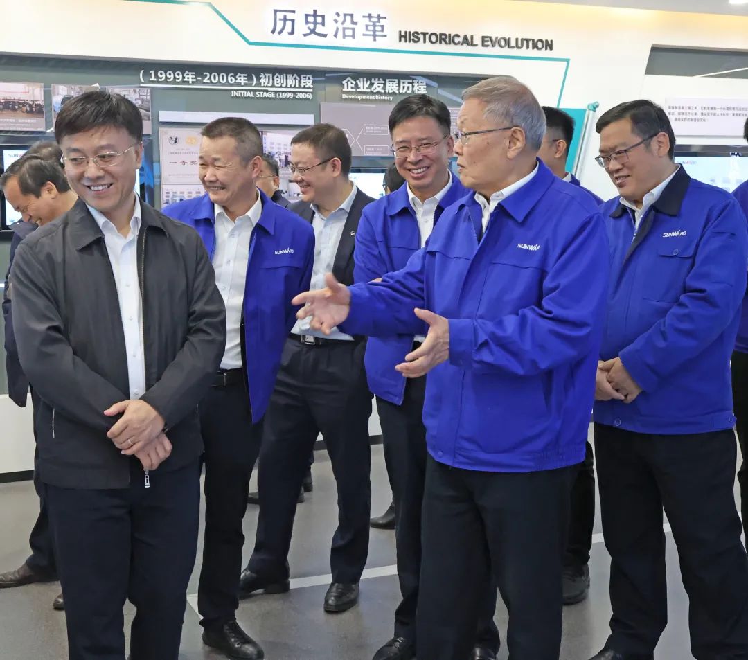 广州工控总经理景广军调研山河智能